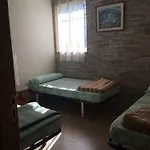 Santa Ana Hostal *