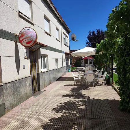 Albergue Santa Ana San Martín del Camino